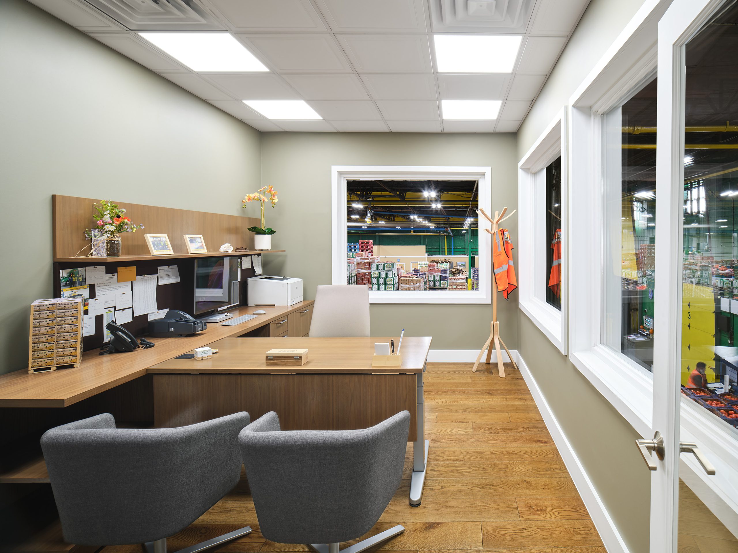 EXP Group LLC - dancker
