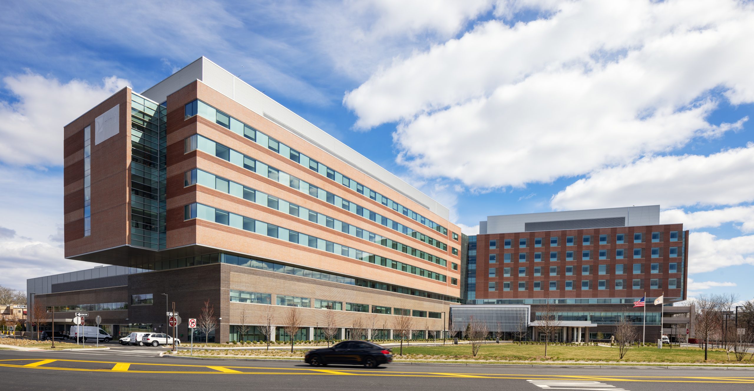 anterior view of valley health's paramus medical facility